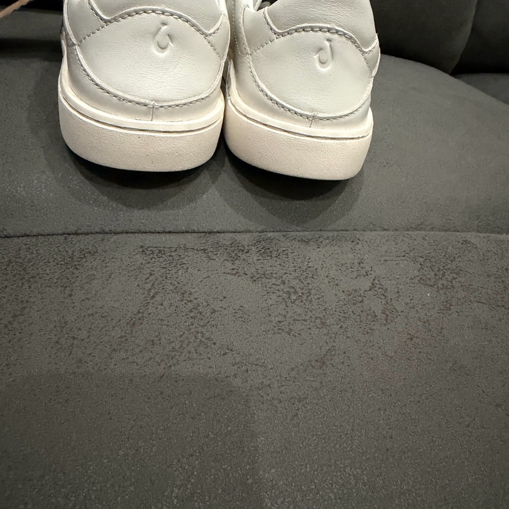 OluKai Pehuea Li Ili White Leather Women’s Slip On In Sneakers Shoes 8 8.5 New - Picture 5 of 10